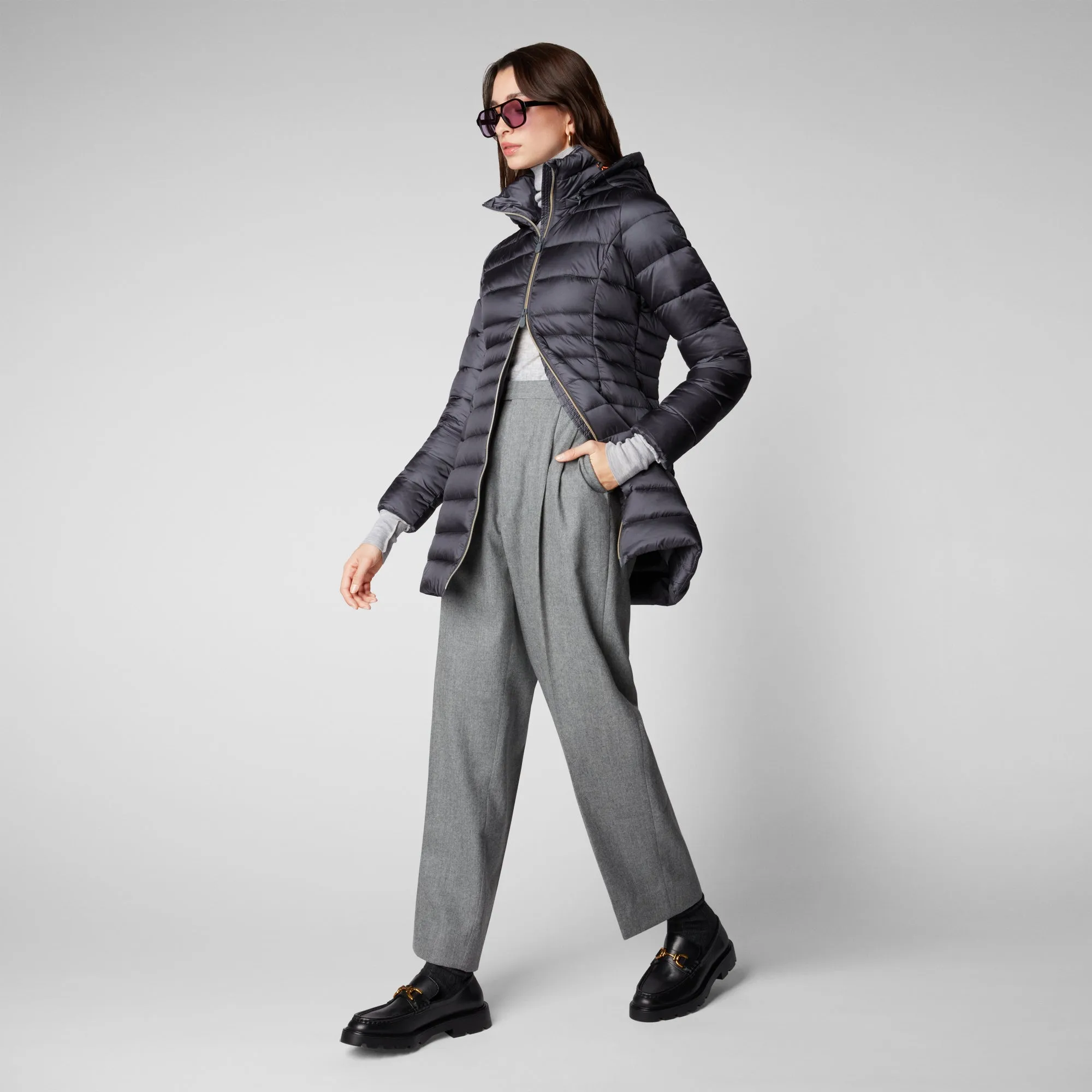 Women's Reese Hooded Puffer Coat in Ebony Grey